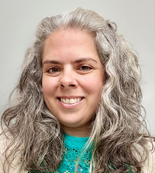 Noelle Thomas, Seattle Veterinarian